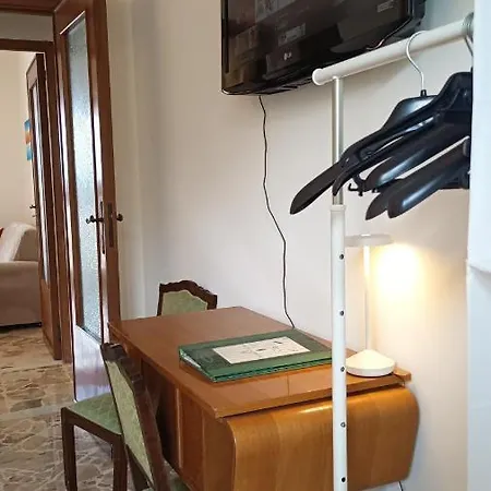 Floor Bentivoglio